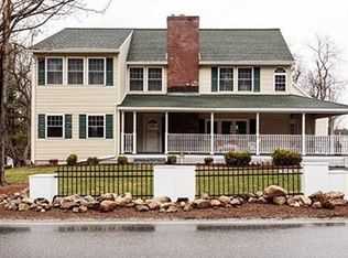 18 Proctor Rd, Chelmsford, MA 01824