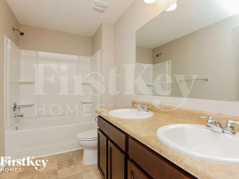 90 Westin Way — Photo 13