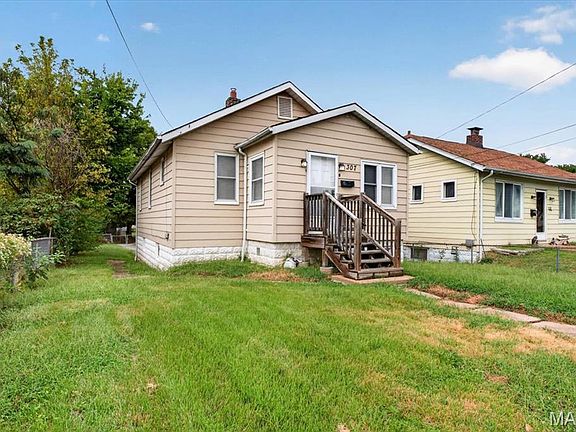 2nd image of 307 Vida Ave
