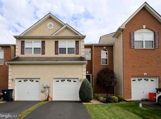 394 Auburn Ct, Souderton, PA 18964