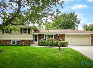 2316 Westmoor Rd, Findlay, OH 45840