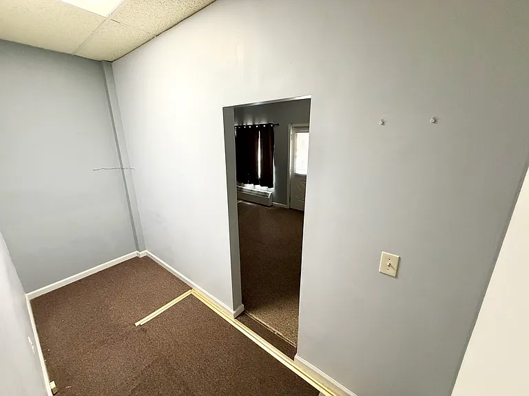615 W Camplain Rd #1 — Photo 8