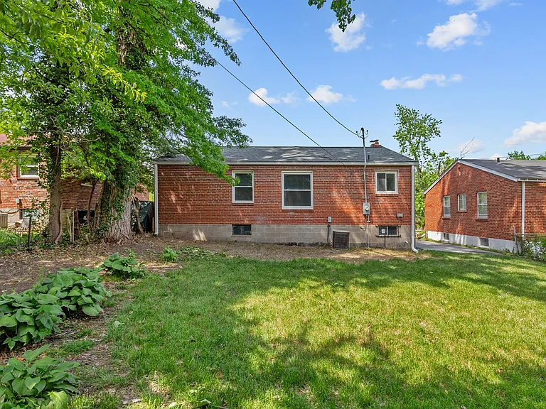 7812 Drexel Dr — Photo 18