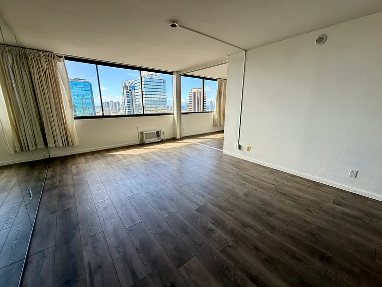 1255 Nuuanu Ave #E3203 — Photo 6