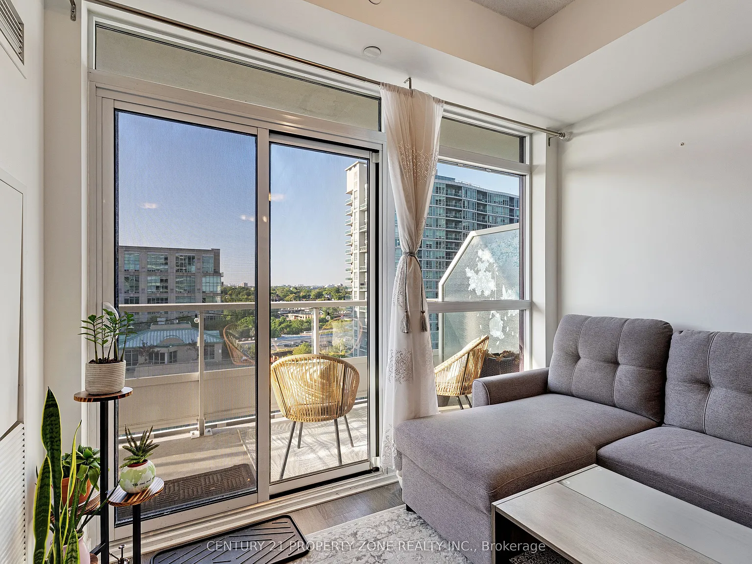 1 bed, $2,299 — Photo 3
