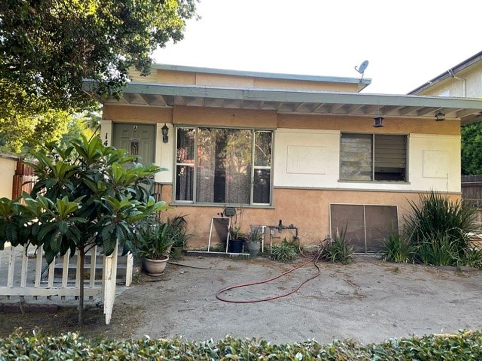 1st image of 141 Carr Dr #A