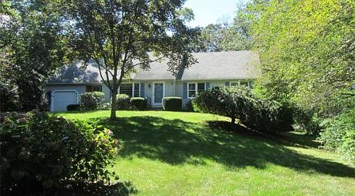 1st image of 11 King James Dr