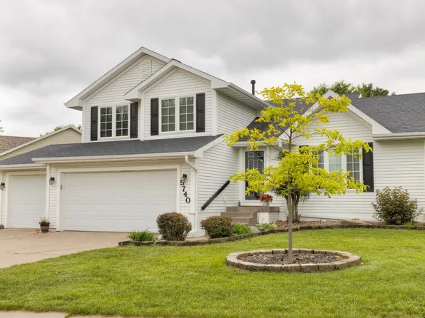 5740 NW 92nd Ct, Johnston, IA 50131
