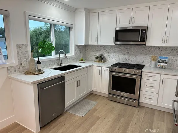 72 Eagle Point #38, Irvine, CA 92604