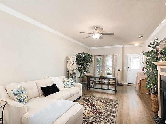 4th image of 5083 NW 22nd St