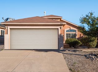 9915 King Ranch Ln SW, Albuquerque, NM 87121