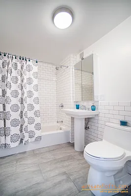 Rented by aptsandlofts.com | media 4
