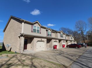 770 Needmore Rd APT 30, Clarksville, TN 37040