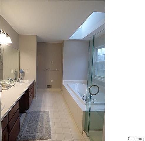 1st image of 2912 Waldon Park Dr