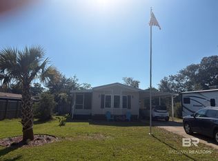 1679 Santa Cruz Dr, Lillian, AL 36549