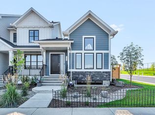 1098 N Creekside Blvd SW, Calgary, AB T2X5K6