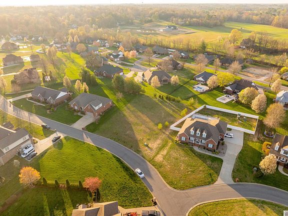 5th image of 655 Peppers Mill Dr #35