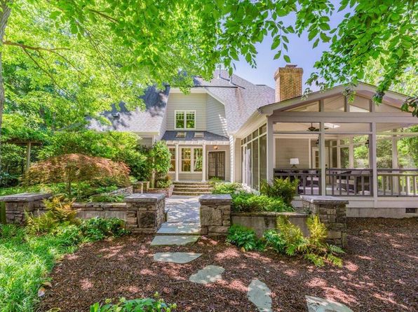 300 Livingstone Dr, Cary, NC 27513