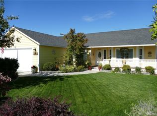 1328 Tractor Loop, East Wenatchee, WA 98802