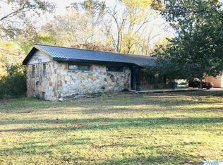 228 Kelly Chapel Rd, Scottsboro, AL 35769