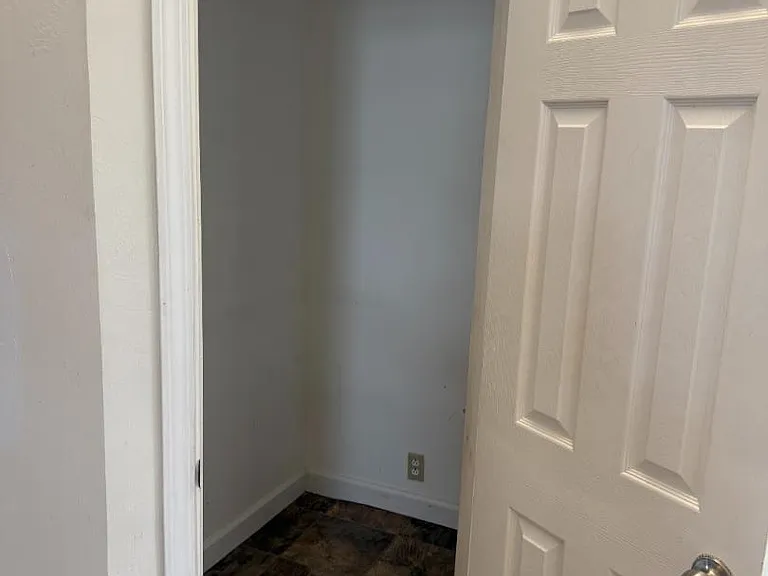 Unit Photo