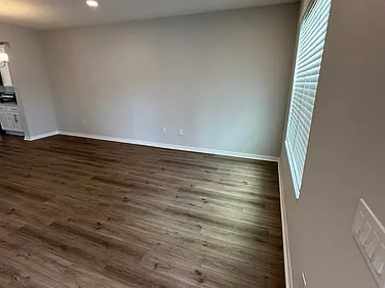 15965 Grafton Way — Photo 6