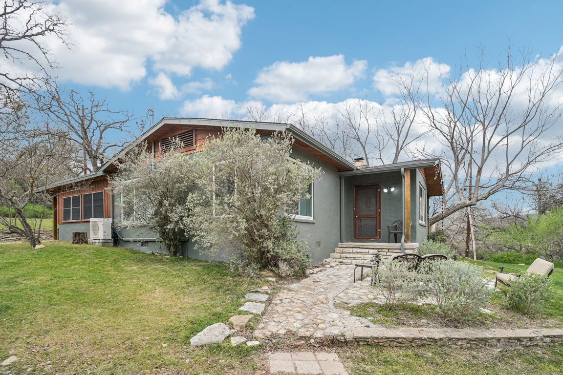 194599 - 2108 River Hills Rd, Austin, TX 78733-S0503-001.jpg