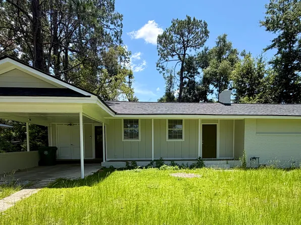 1005 Ridgewood Dr, Valdosta, GA 31601