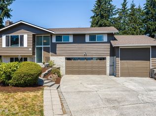 909 213th Pl SW, Lynnwood, WA 98036