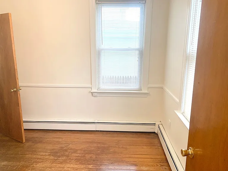 63 Preston St — Photo 36