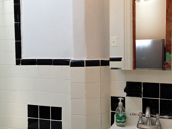 5th image of 297 Degraw St #2