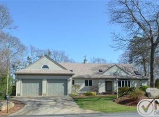 2 Blue Water Ln, North Falmouth, MA 02556