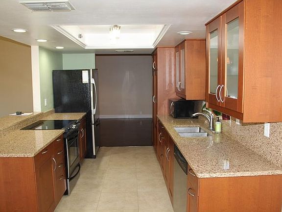 5th image of 2092 Swan Ln Unit 1