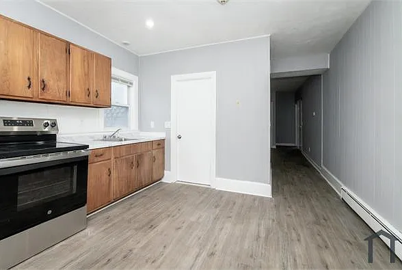 2 bed, $2,800 — Photo 3