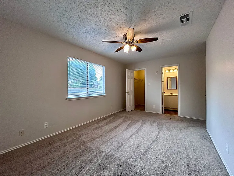 9300 Kempler Dr — Photo 13