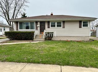 8154 Columbia Ave, Munster, IN 46321