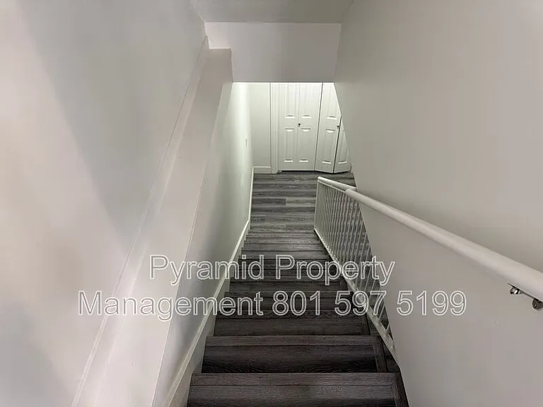 3178 S 945 E #B — Photo 20