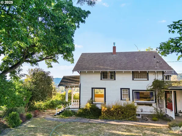 1254 SE Reservoir Ave, Roseburg, OR 97470