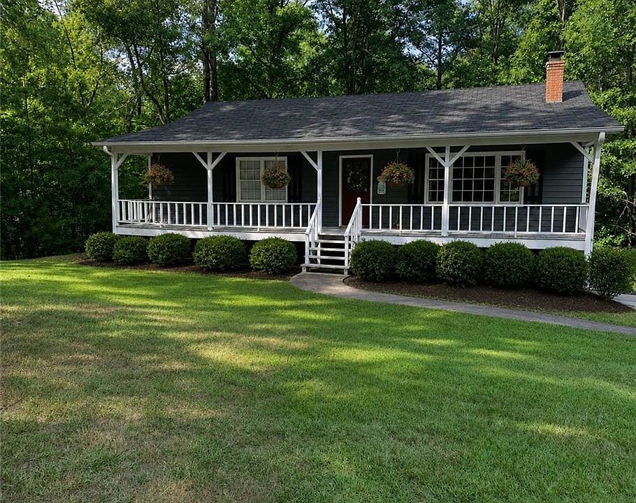 1st image of 1484 Harmony Grove Church Rd