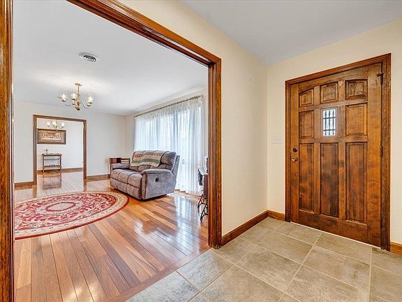 3rd image of 1167 Saint Peters Rd