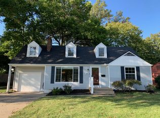 4518 Tomahawk Rd, Prairie Village, KS 66208