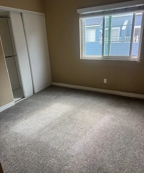 1018 Gilbert Ln — Photo 5