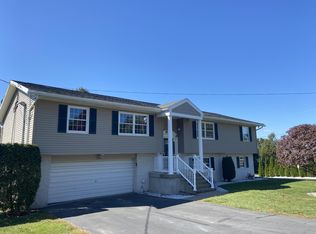110 Elmwood Dr, Wilkes Barre, PA 18702