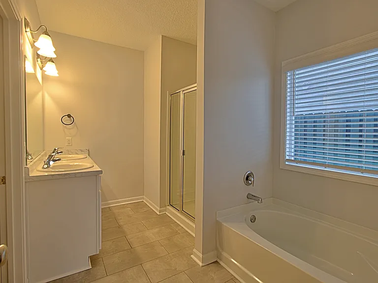 68 Daylily Ct — Photo 18