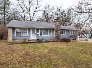 15 Brierwood Dr, Decatur, IL 62521