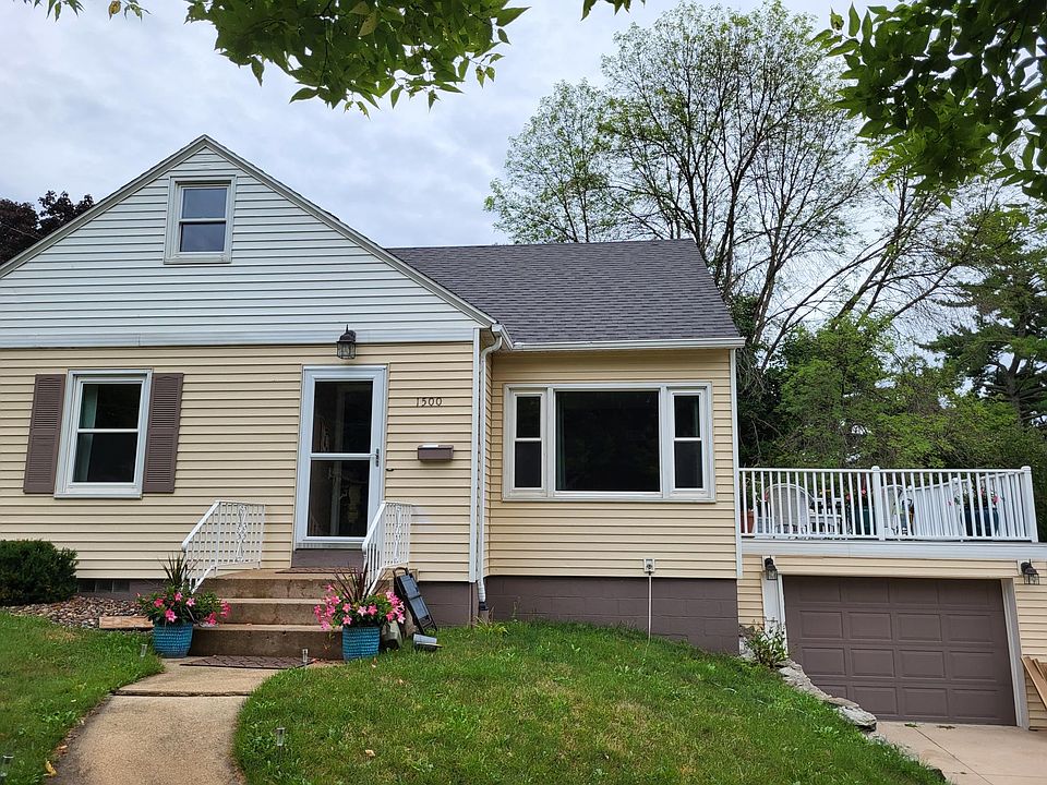 1st image of 1500 5th Ave NW