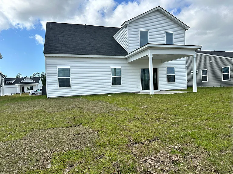 1872 Villena Dr — Photo 24