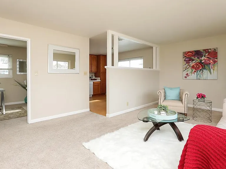 1546 Jacob Ave #1 — Photo 5