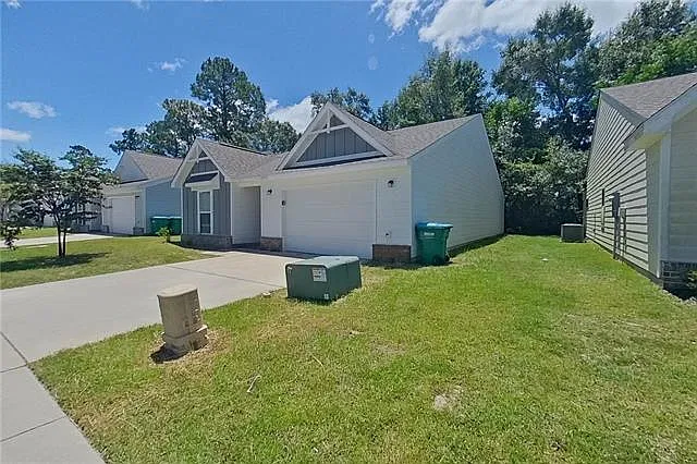 3 bed, 2.0 bath, 1495 sqft, $1,775 — Photo 2