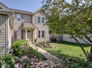 9222 74th St, Kenosha, WI 53142